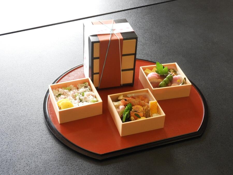 テイクアウト【季節の弁当】