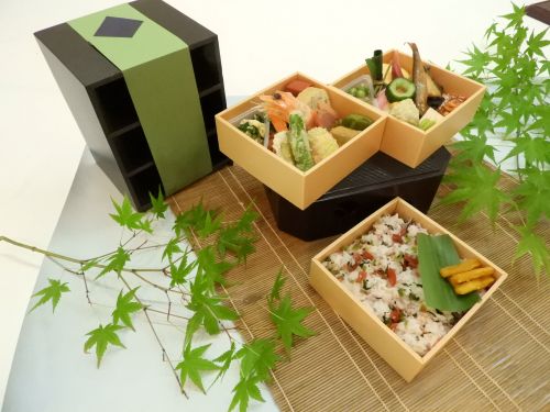季節のお弁当.JPG